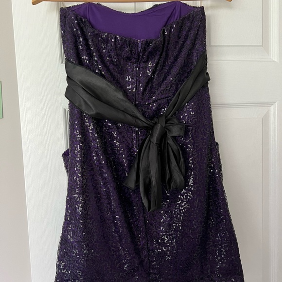 Speechless juniors size 7 strapless purple dress with black sequins. Has Pockets - Picture 2 of 3